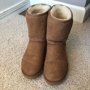 Classic short Ugg boots